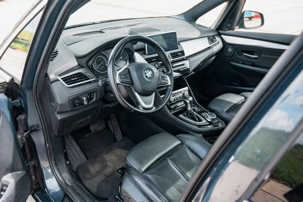 Foto 12 van fotogallerij BMW 218i Gran Tourer uit 2018
