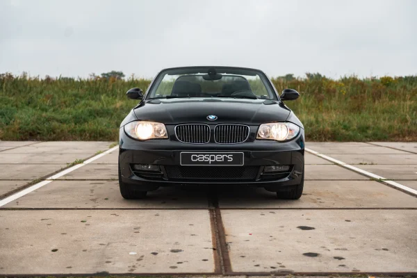 Foto 2 van fotogallerij BMW 118i Cabrio uit 2010