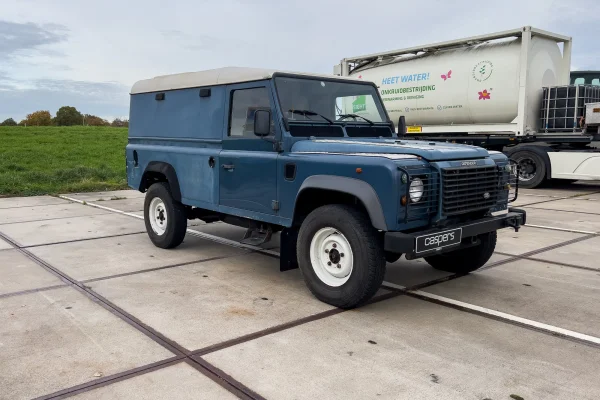 Foto 1 van fotogallerij Land Rover Defender 110 uit 1997