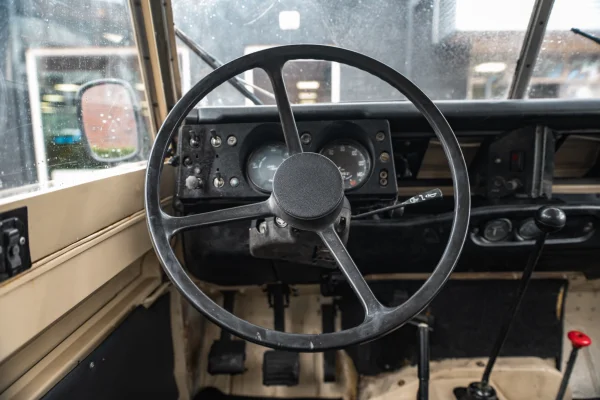 Foto 5 van fotogallerij Land Rover Series 3 uit 1987