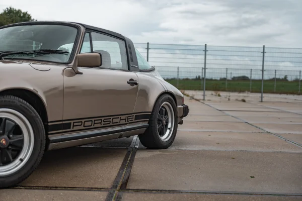 Foto 7 van fotogallerij Porsche 911 3.0 SC uit 1982