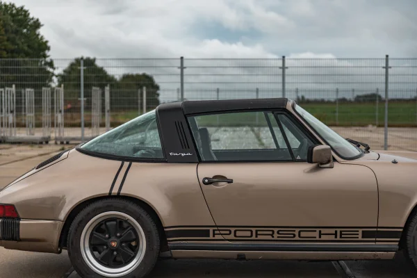 Foto 13 van fotogallerij Porsche 911 3.0 SC uit 1982