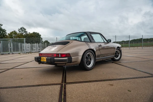 Foto 3 van fotogallerij Porsche 911 3.0 SC uit 1982