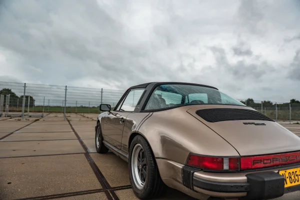 Foto 17 van fotogallerij Porsche 911 3.0 SC uit 1982