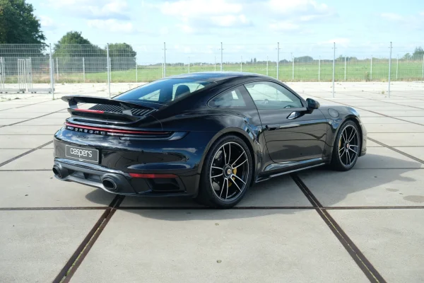 Foto 2 van fotogallerij Porsche 992 Turbo S uit 2021
