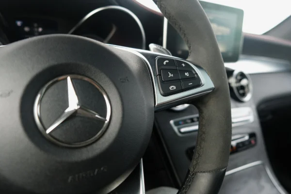 Foto 28 van fotogallerij Mercedes-Benz GLC 43 AMG uit 2017