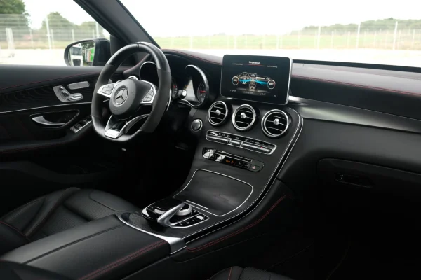 Foto 25 van fotogallerij Mercedes-Benz GLC 43 AMG uit 2017