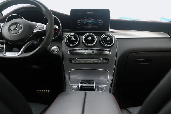 Foto 44 van fotogallerij Mercedes-Benz GLC 43 AMG uit 2017