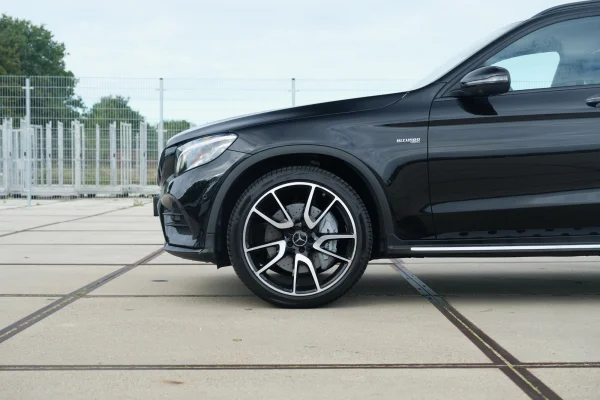 Foto 19 van fotogallerij Mercedes-Benz GLC 43 AMG uit 2017