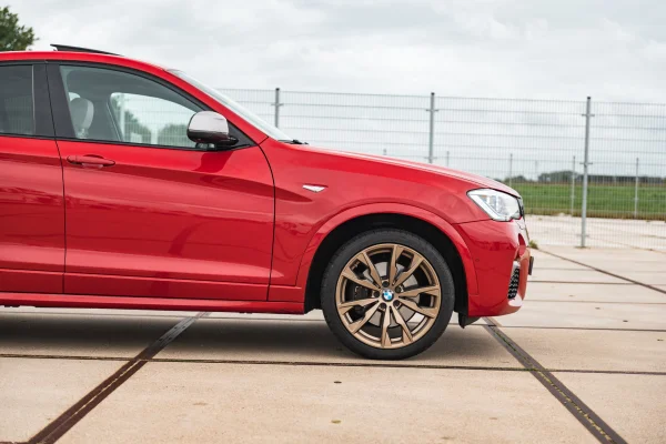 Foto 4 van fotogallerij BMW X4 M40i uit 2017