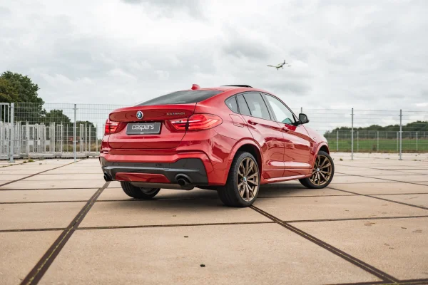 Foto 1 van fotogallerij BMW X4 M40i uit 2017