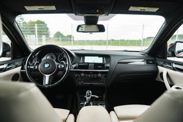 Foto 22 van fotogallerij BMW X4 M40i uit 2017