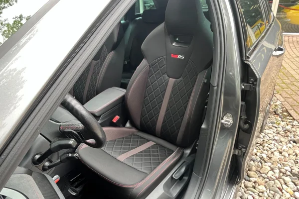 Foto 7 van fotogallerij Skoda Octavia Combi 2.0TSi 245PK RS uit 2023