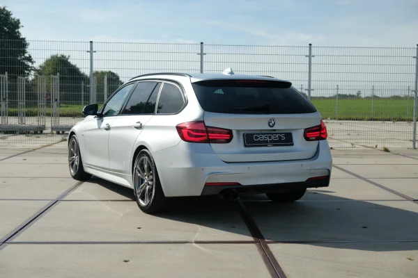 Foto 3 van fotogallerij BMW 320i Touring M Sport uit 2018