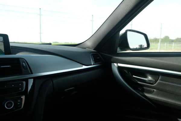 Foto 42 van fotogallerij BMW 320i Touring M Sport uit 2018
