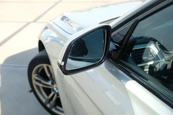 Foto 27 van fotogallerij BMW 320i Touring M Sport uit 2018