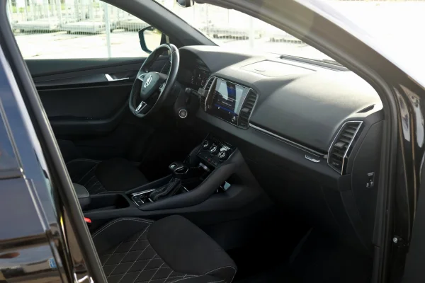 Foto 22 van fotogallerij Skoda Karoq Sportline uit 2020