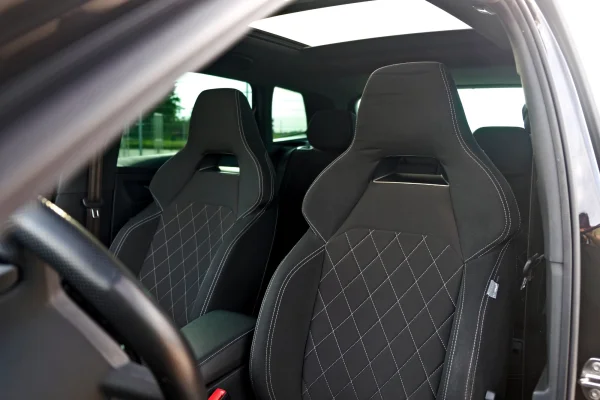 Foto 20 van fotogallerij Skoda Karoq Sportline uit 2020