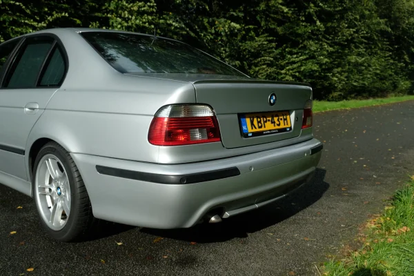 Foto 13 van fotogallerij BMW 530d uit 2001