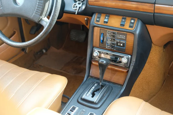 Foto 27 van fotogallerij Mercedes-Benz 300 TD uit 1979