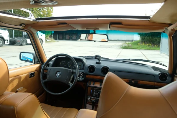Foto 21 van fotogallerij Mercedes-Benz 300 TD uit 1979