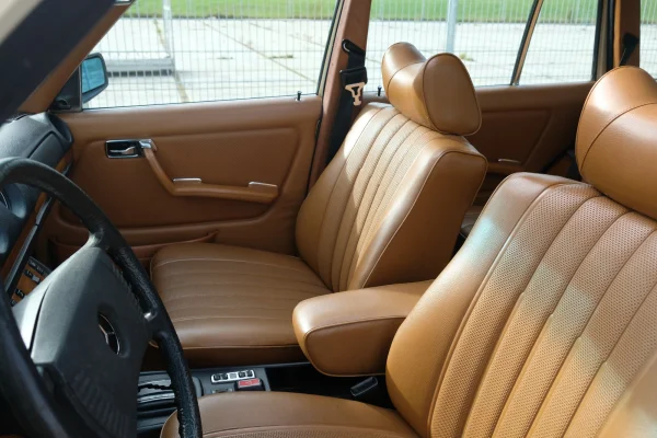 Foto 30 van fotogallerij Mercedes-Benz 300 TD uit 1979