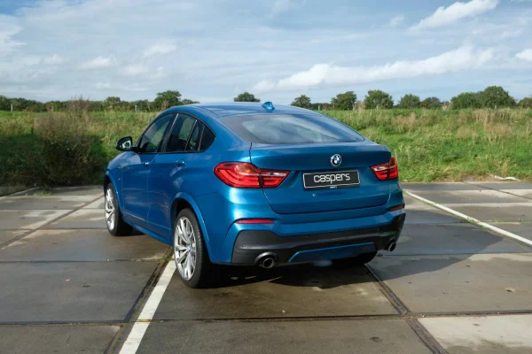 Foto 6 van fotogallerij BMW X4 M40i uit 2016
