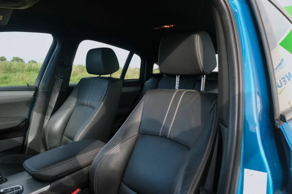 Foto 21 van fotogallerij BMW X4 M40i uit 2016