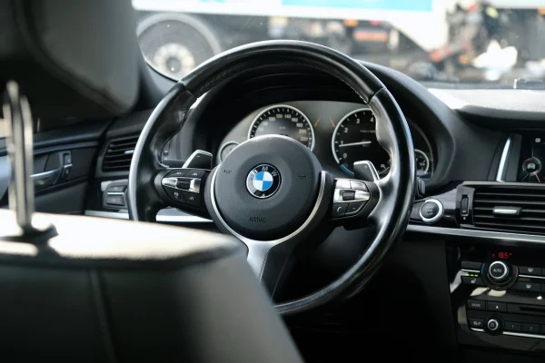 Foto 22 van fotogallerij BMW X4 M40i uit 2016