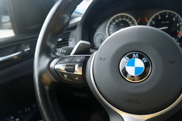 Foto 29 van fotogallerij BMW X4 M40i uit 2016