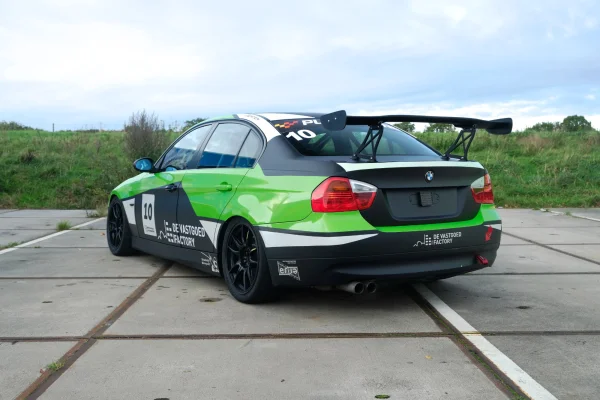 Foto 4 van fotogallerij BMW 330i Cup uit 2005