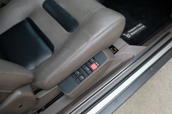 Foto 41 van fotogallerij Volvo 780 Bertone Coupe uit 1986