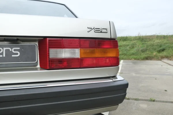 Foto 19 van fotogallerij Volvo 780 Bertone Coupe uit 1986