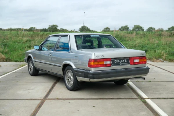Foto 4 van fotogallerij Volvo 780 Bertone Coupe uit 1986