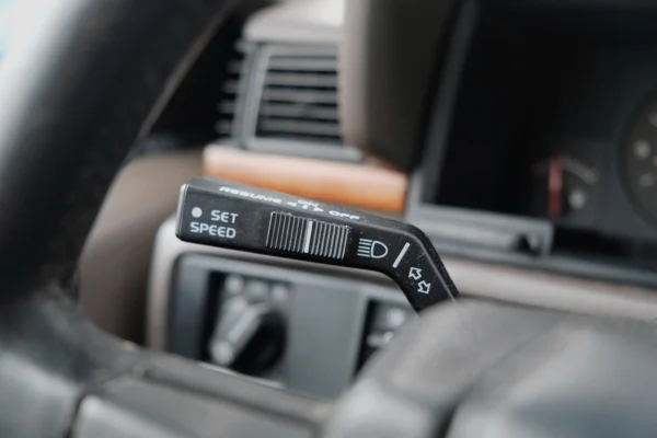 Foto 44 van fotogallerij Volvo 780 Bertone Coupe uit 1986