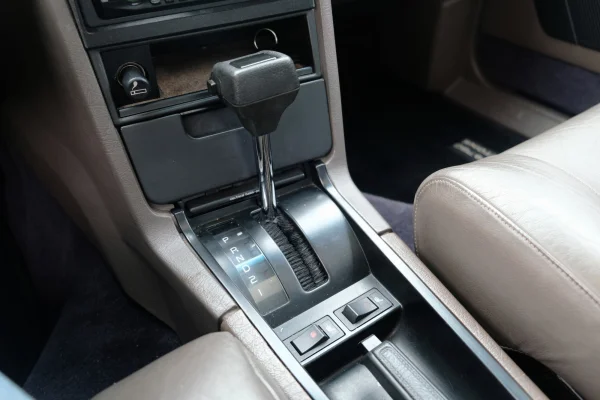 Foto 48 van fotogallerij Volvo 780 Bertone Coupe uit 1986