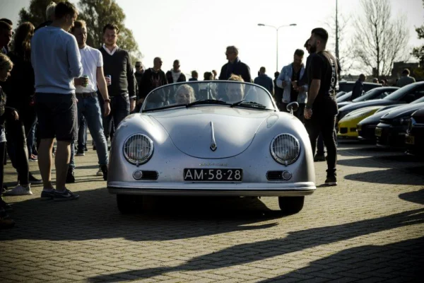Foto in gallerij voor artikel Supercar Meeting Groningen