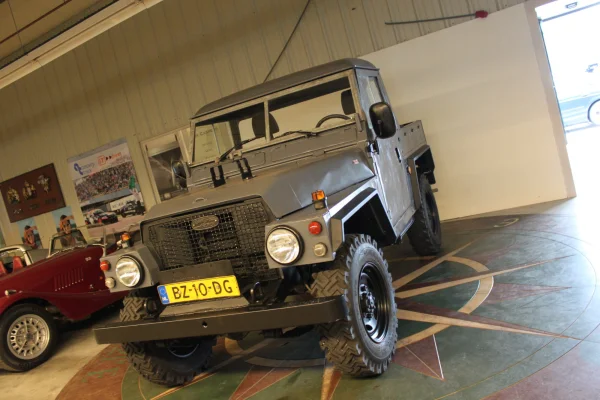 Foto in gallerij voor artikel Land Rover 88 Lightweight restauratie