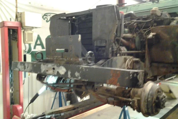 Foto in gallerij voor artikel Land Rover 88 Lightweight restauratie