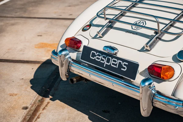achtergrondafbeelding voor occasion MG A 1600 MK II cabriolet uit 1962