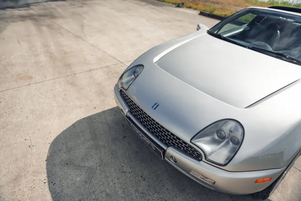 achtergrondafbeelding voor occasion Qvale Mangusta uit 2003