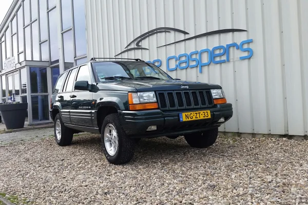 achtergrondafbeelding voor occasion Jeep Grand Cherokee 5.2i V8 Limited uit 1996