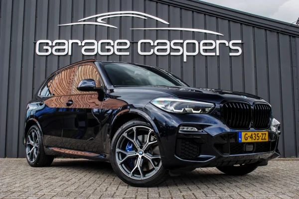 achtergrondafbeelding voor occasion BMW X5 xDrive 45e High Executive M Sport uit 2020