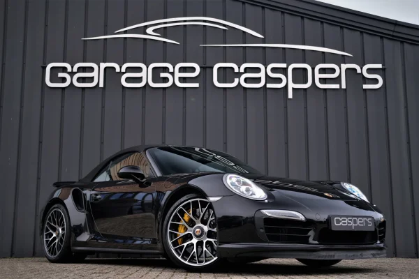 achtergrondafbeelding voor occasion Porsche 911 Turbo S Cabrio uit 2014
