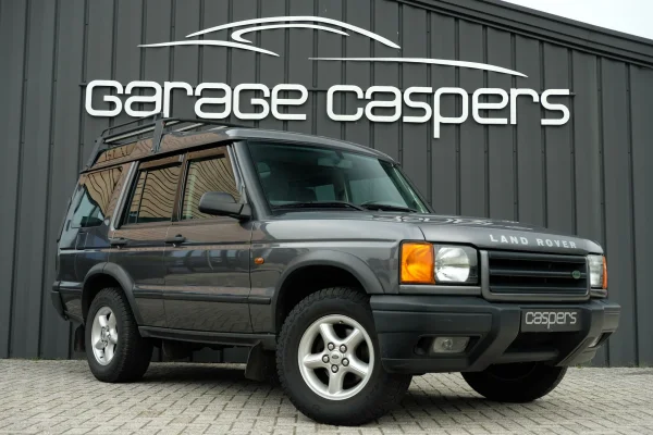 achtergrondafbeelding voor occasion Land Rover Discovery 4.0 V8 uit 2000