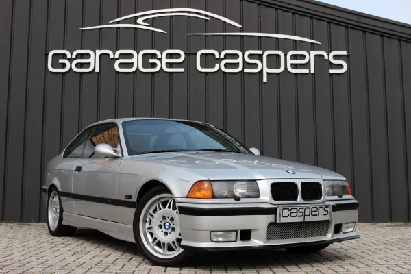 achtergrondafbeelding voor occasion BMW M3 Coupé | e36 uit 1993