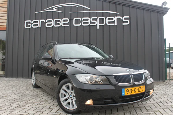achtergrondafbeelding voor occasion BMW 3 SERIE TOURING E91 uit 2006