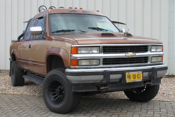 achtergrondafbeelding voor occasion Chevrolet Extended Cab Pickup K2500 uit 1991