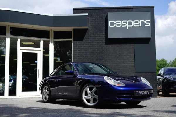achtergrondafbeelding voor occasion Porsche 911 996 Cabrio 3.4 Carrera uit 2001