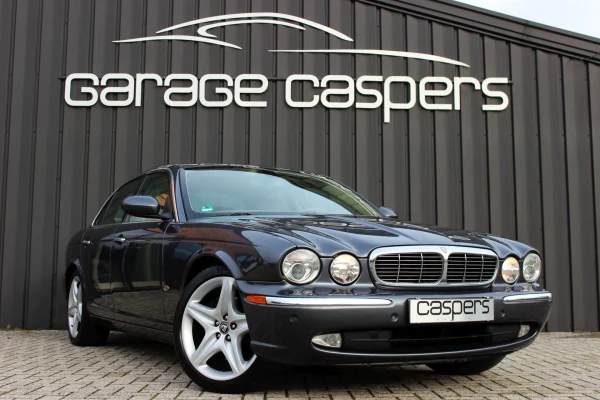 achtergrondafbeelding voor occasion Jaguar XJ 2.7D V6 Sovereign uit 2006